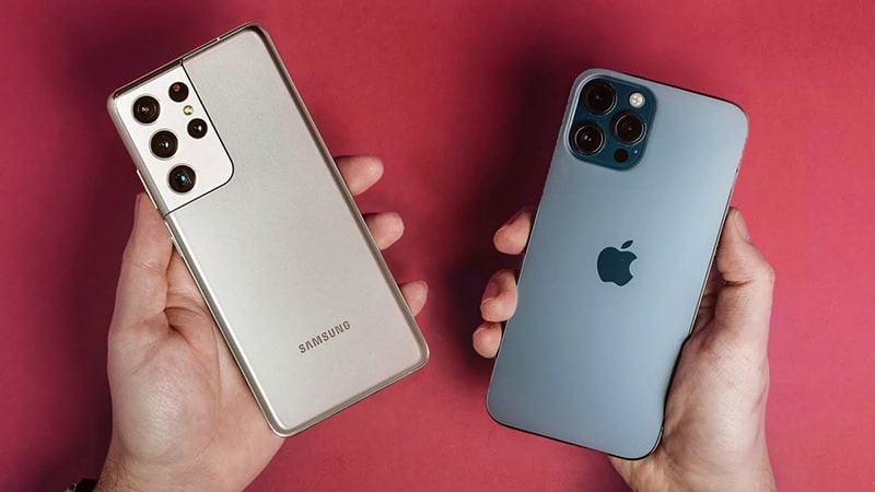 So sánh pin của Iphone 13 Pro Max với Samsung Galaxy S21 Ultra